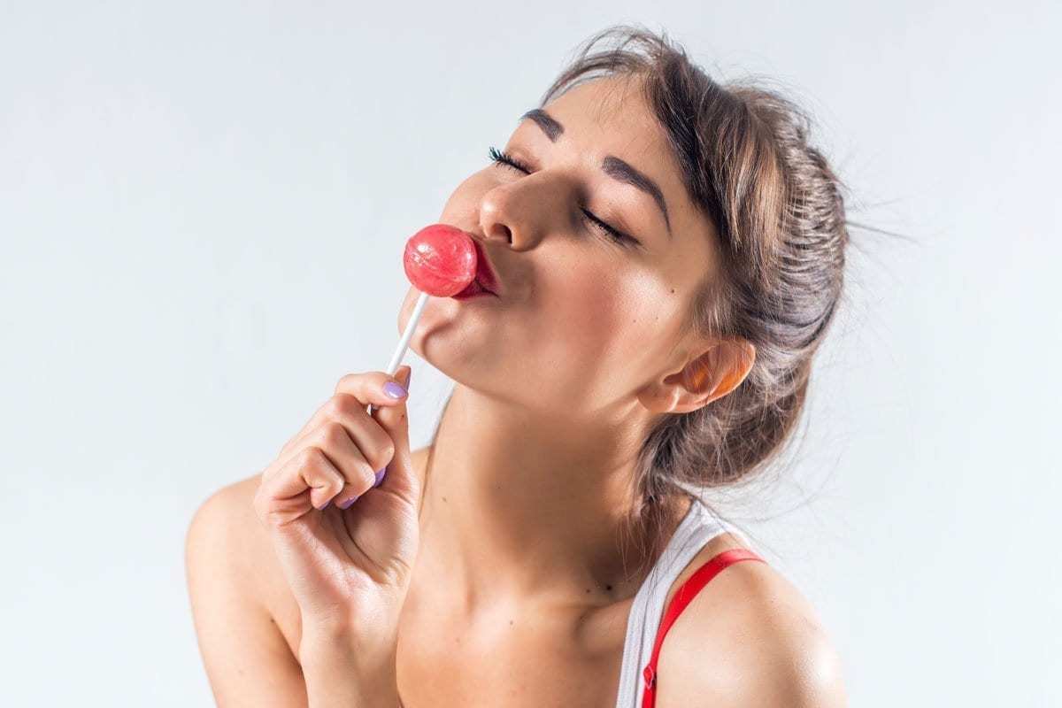 mismo-how-sugar-is-ageing-your-skin|lickingsugar
